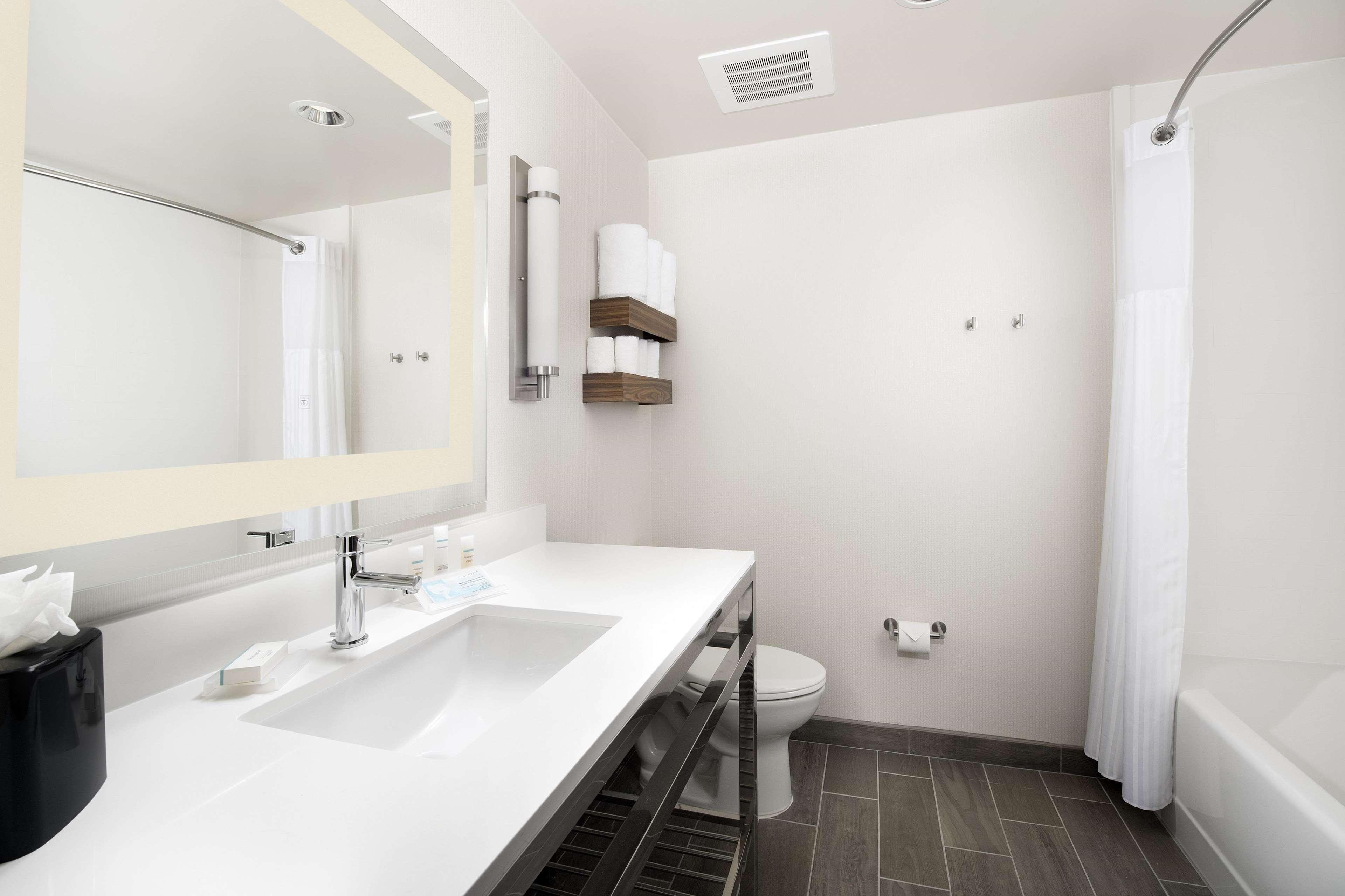 Hilton Garden Inn San Antonio Downtown Riverwalk Zewnętrze zdjęcie