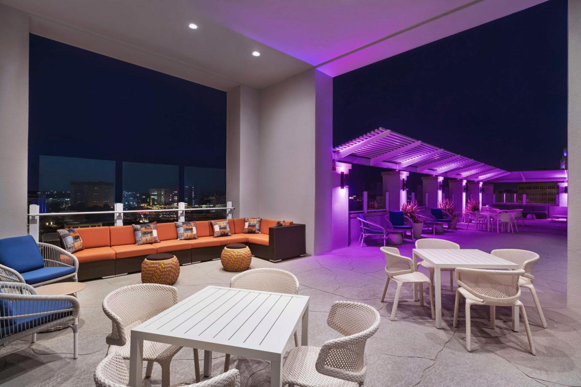 Hilton Garden Inn San Antonio Downtown Riverwalk Zewnętrze zdjęcie