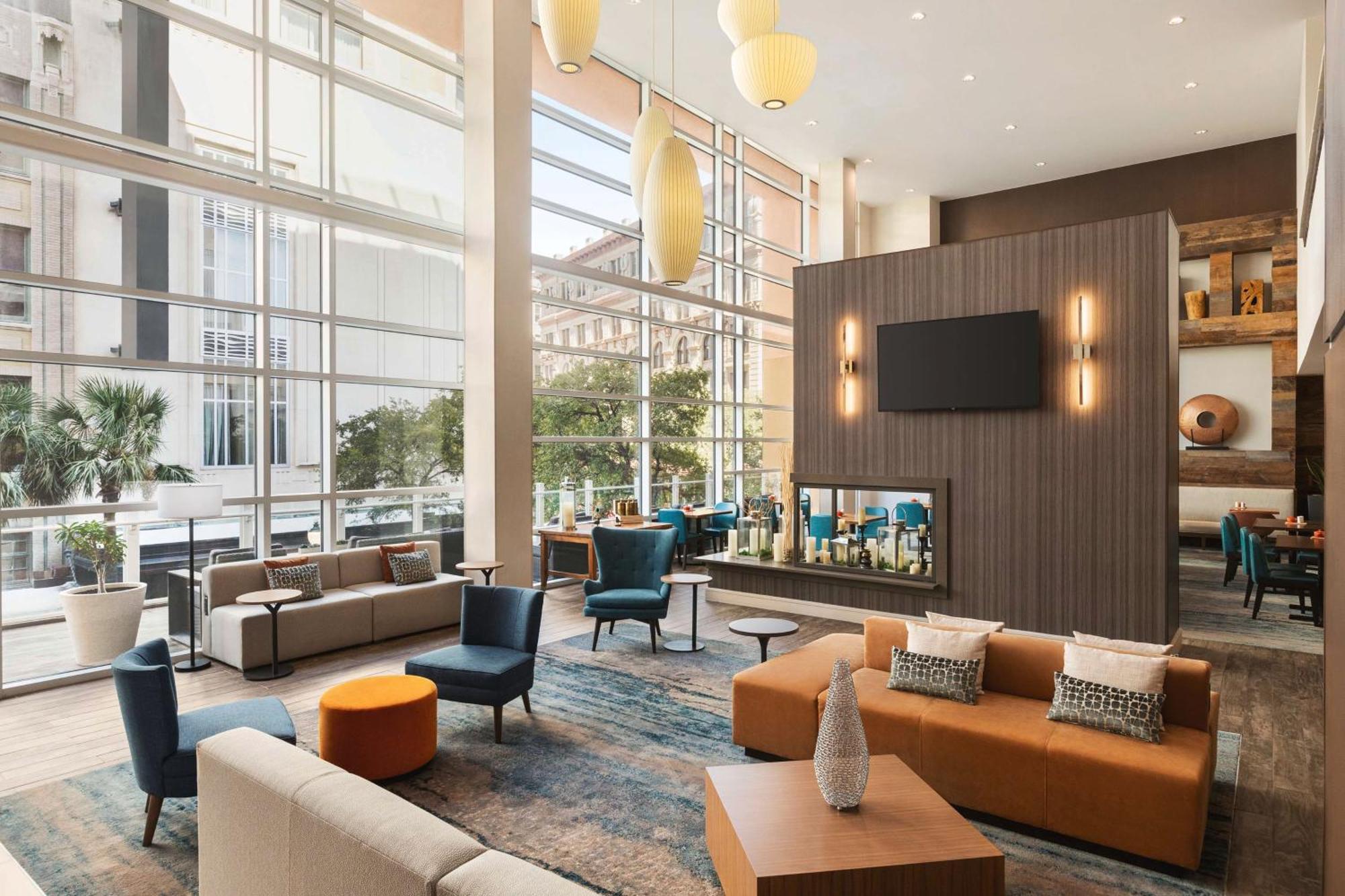 Hilton Garden Inn San Antonio Downtown Riverwalk Zewnętrze zdjęcie